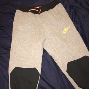 Nike joggers